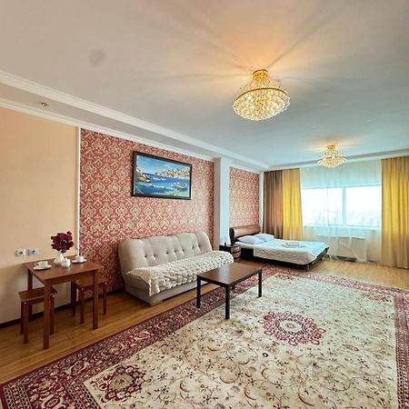 מלון Sky House Astana מראה חיצוני תמונה